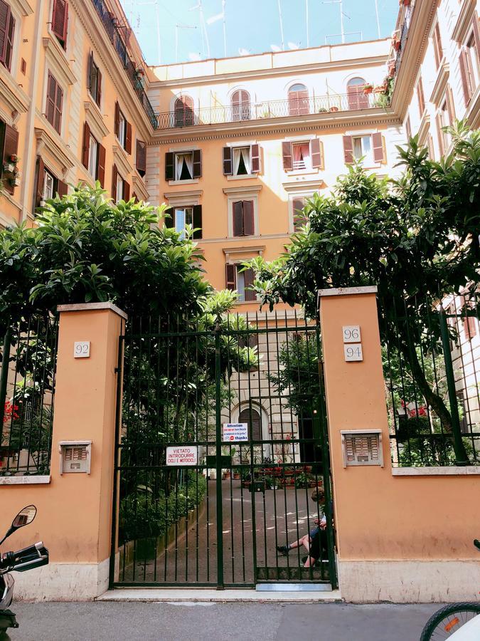 Casa Vacanza Vahid Rome Exterior photo